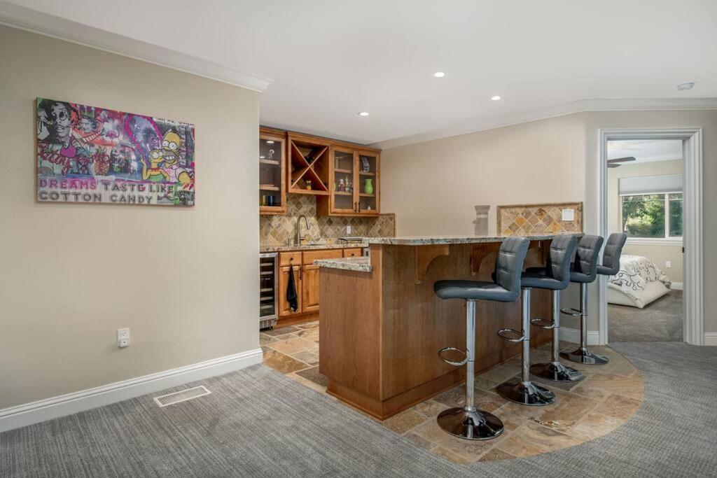 New Luxury Lake House In Pine Mountain Lake Close To Yosemite! Perfect For All Seasons! Great For Retreats, Getaways, Celebrations, And More! Гровленд Экстерьер фото